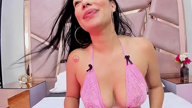 GalaFoxn Live XXX chat
