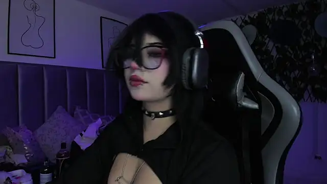 Kitty_GangのライブXXXチャット