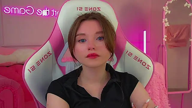 Czat XXX na żywo – KeiraAsti