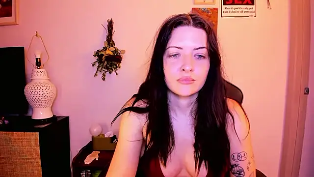 Chatroom XXX en direct de MelroseStrip