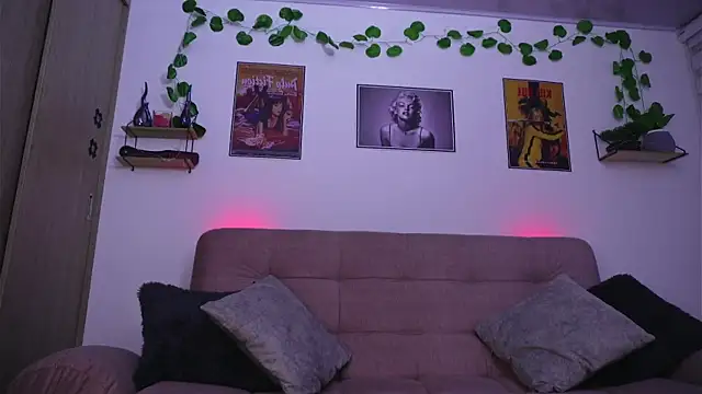Czat XXX na żywo – SophiieCumsx
