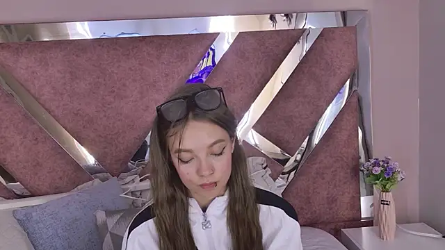 แชท XXX สดของ AmmyJones_