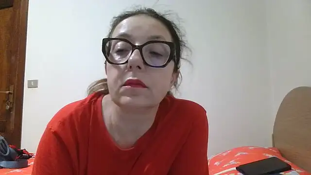 צ'אט XXX בשידור חי של Miasexmilf