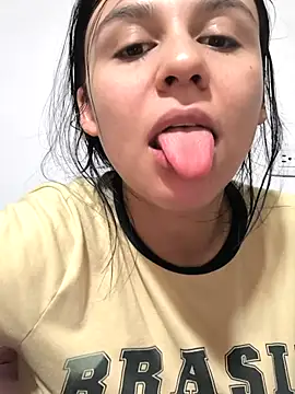 Chat +18 de Daniela-rosee ao vivo