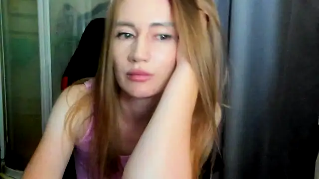 JessFoxxx – Naživo XXX chat
