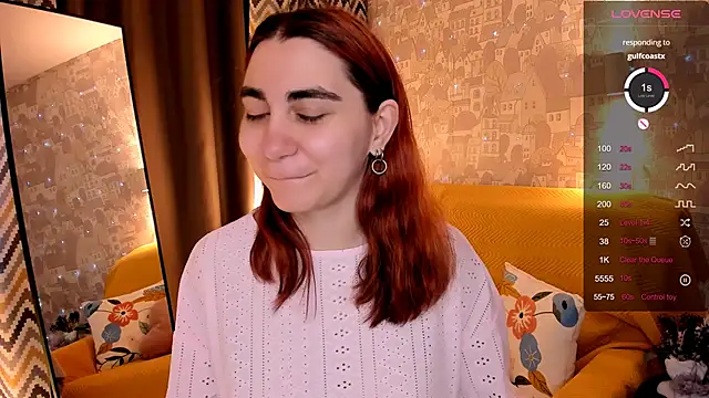 Chat +18 de hannacheekss_ ao vivo