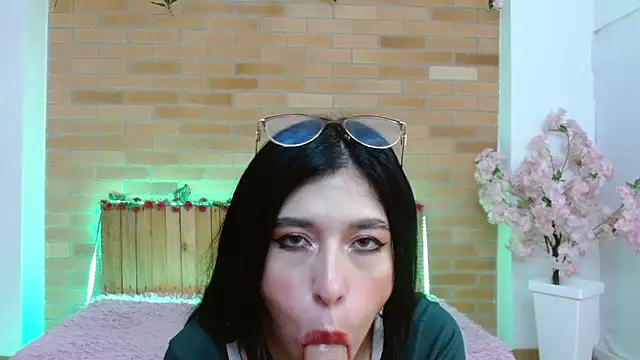 Chat XXX en directo de adriscute