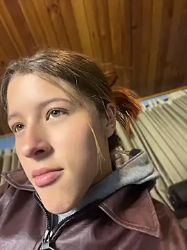 Ally_sunnn XXX чат на живо