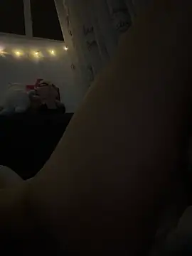 TuGatitaMiau075 XXX чат на живо