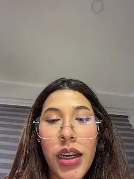 Chat XXX ao vivo de crystal_bunny7