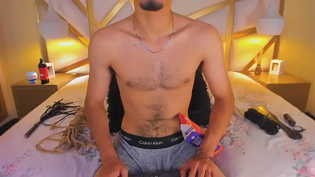 Jaxon_Carter: διαδικτυακό σόου στην κάμερα