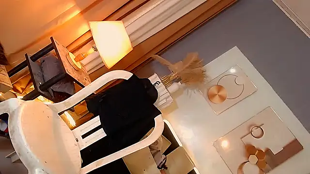 XXX chat uživo modela Sassalillyx