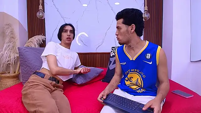 Chat +18 de Loversinfire2 ao vivo