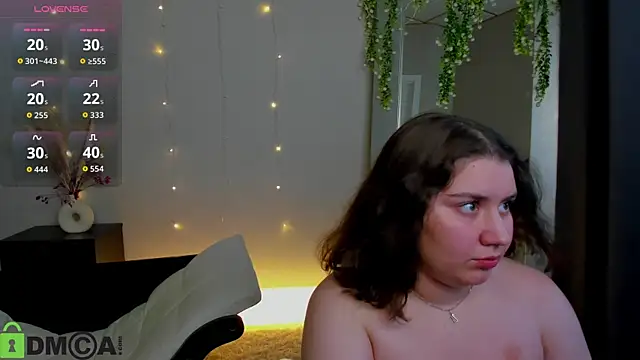 Chat XXX Live Maya_Raay