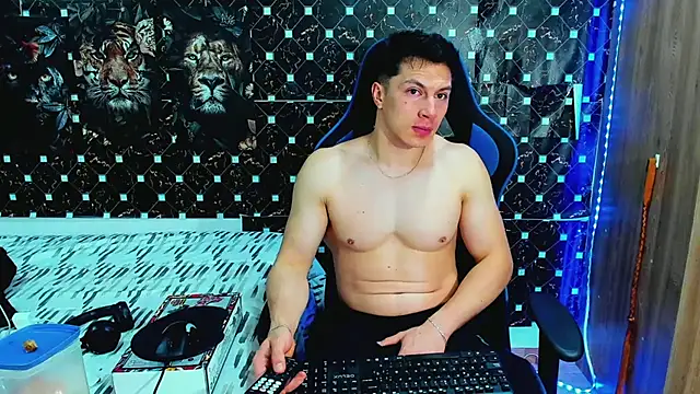 javiersexymann Adlı Modelin Canlı XXX Sohbeti
