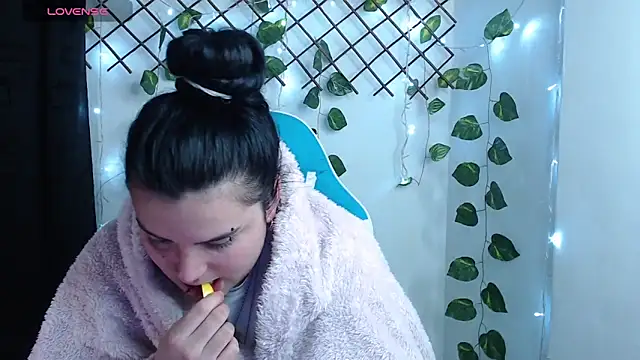 Nika_1_ Live XXX-Chat