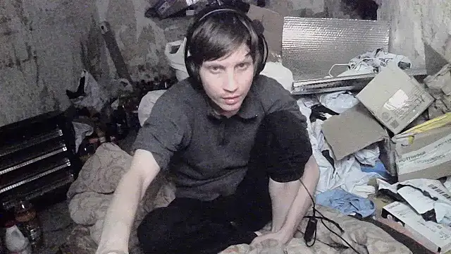makarov1993 Adlı Modelin Canlı XXX Sohbeti