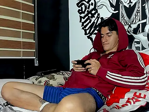 Damian-Leclair Adlı Modelin Canlı XXX Sohbeti