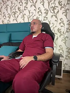 XXX chat uživo modela Dante_Goldt