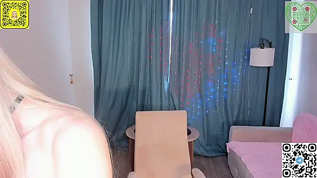 צ'אט XXX בשידור חי של CherrylHolme