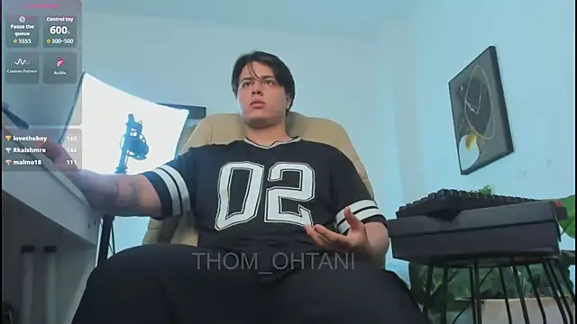 Thom_Ohtani Obrolan Langsung XXX