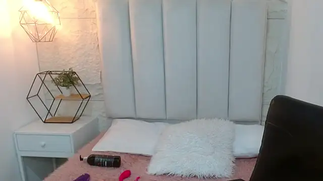 Echypyon_ Live XXX-Chat