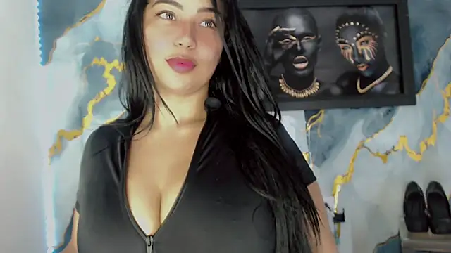 Yasmine_Tapias Adlı Modelin Canlı XXX Sohbeti
