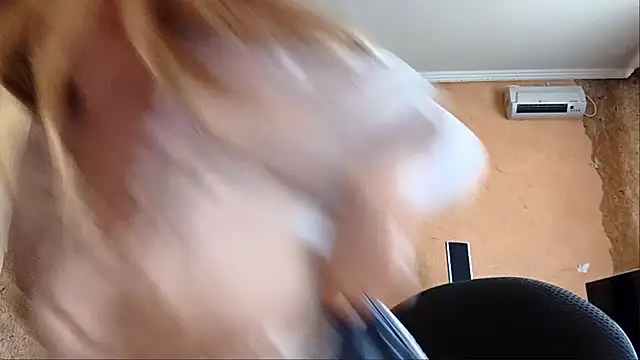 Živý XXX chat KateVibe_01