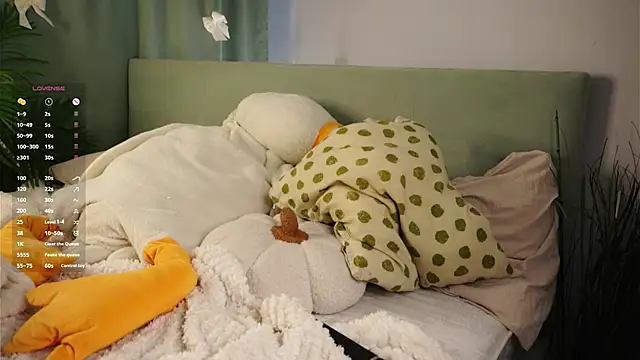 ShantellAngulo 现场XXX聊天