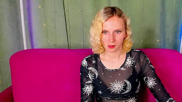 LikiLips Adlı Modelin Canlı XXX Sohbeti
