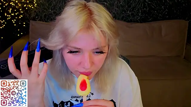 Kate_Krose élő XXX-chatje