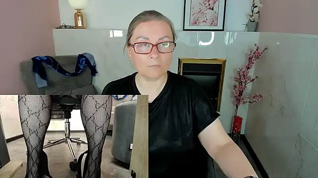 Онлайн чат XXX Alexandra_Kind