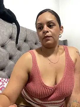 Chat +18 de Kataliina ao vivo