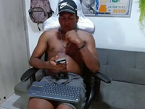 Master_foot_ লাইভ XXX চ্যাট