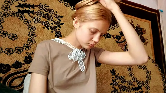 Онлайн чат XXX LunaLaday