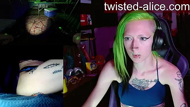Chatroom XXX en direct de Twisted_Alice