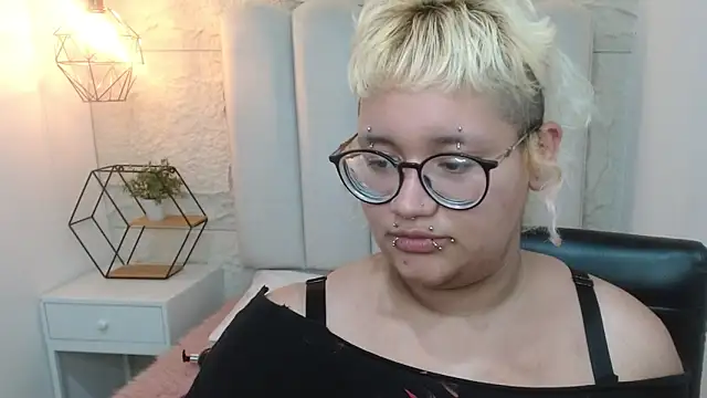 Chat XXX en directo de Echypyon_