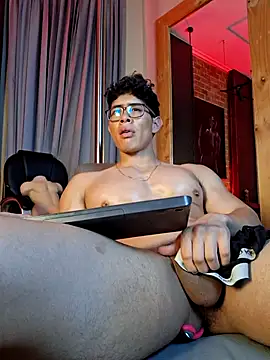 XXX chat uživo modela GrayAndrews