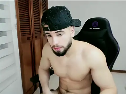 Antony_cast's Live XXX Chat
