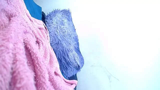 Naomy_Reiden élő XXX-chatje