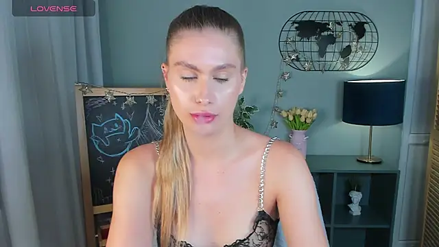 delinasis' Live XXX Chat