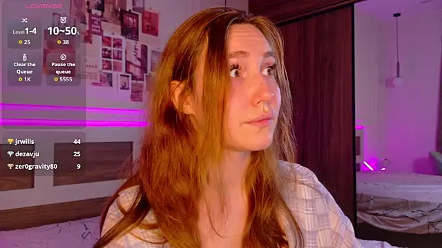 LunaXBaddie Chat XXX in diretta