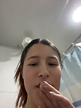 Chat +18 de Ally_sunnn ao vivo