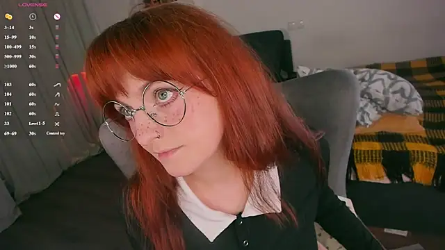 Онлайн чат XXX Alice_CutePerv