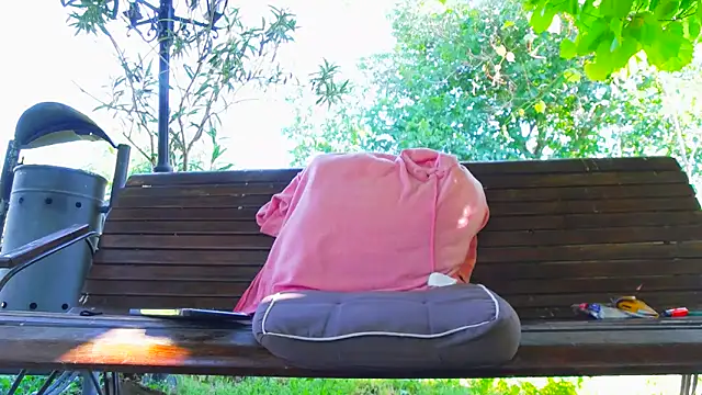 PublicBigLabia XXX чат на живо