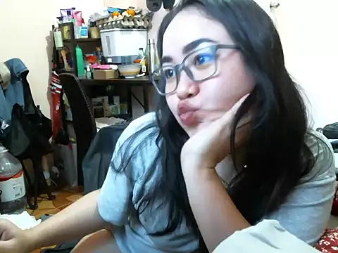 im_your_secret Chat XXX in diretta