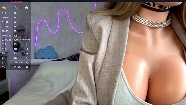 VictoriaDeese – Naživo XXX chat