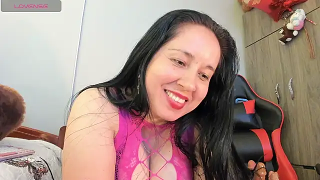 Chat XXX en directo de cami_hot_tits