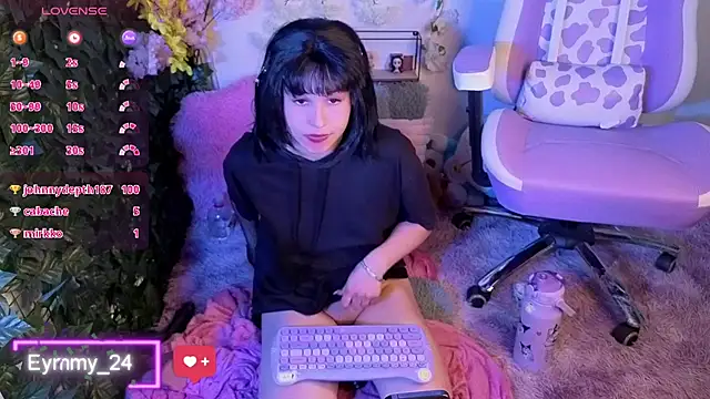 Eymmy_24's Live XXX Chat
