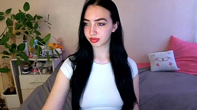 WildKittenX_ 라이브 XXX 채팅